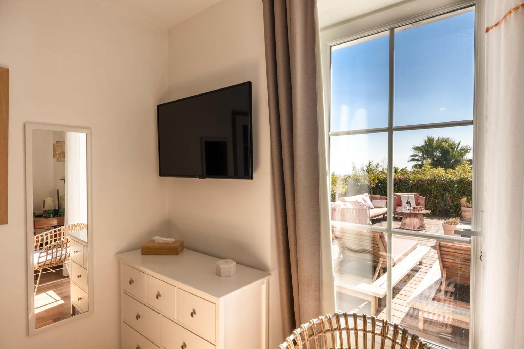 Casa vacanze 2 Private With Pool And Garden Sea View Nizza