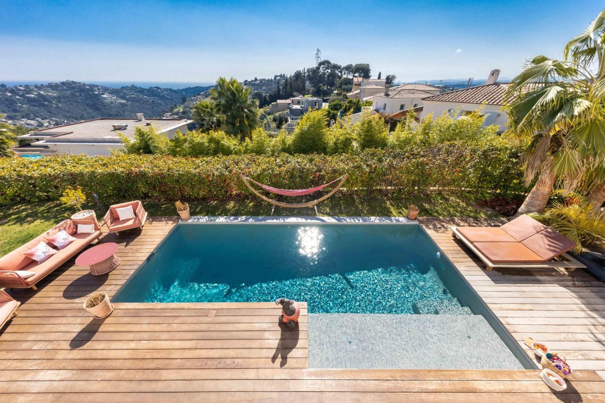 2 Private With Pool And Garden Sea View Holiday home