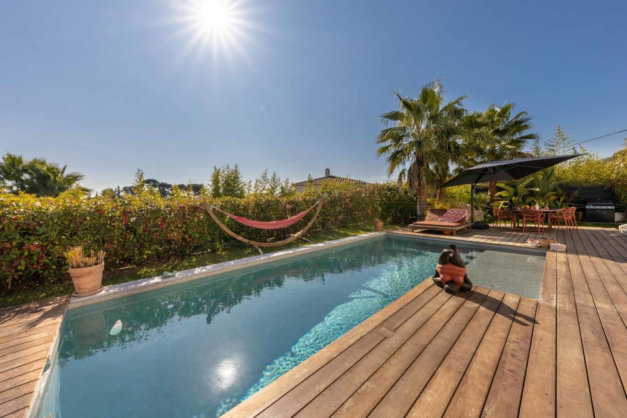 2 Private With Pool And Garden Sea View Holiday home *